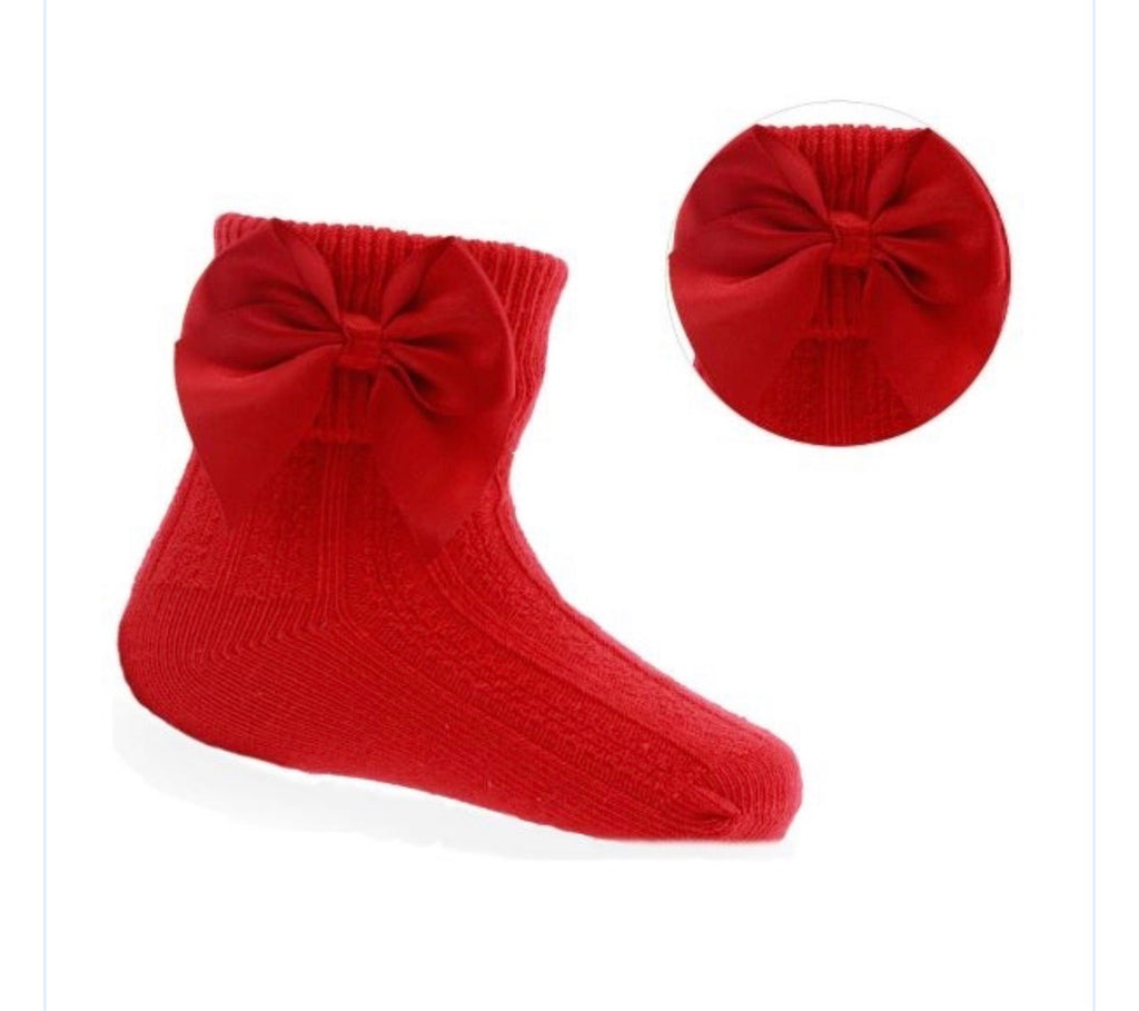 Red ankle bow socks