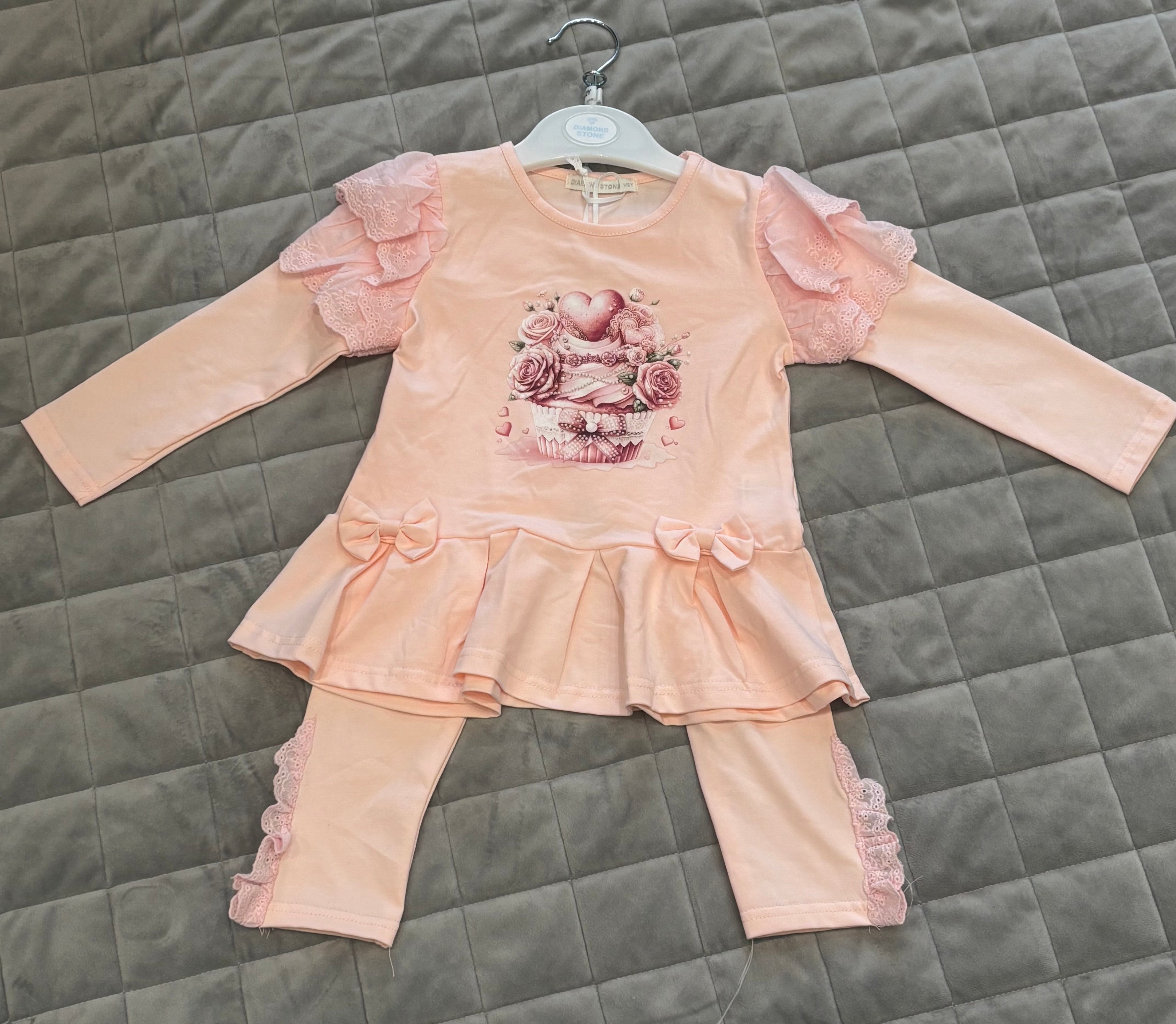 Pink frill and bow set