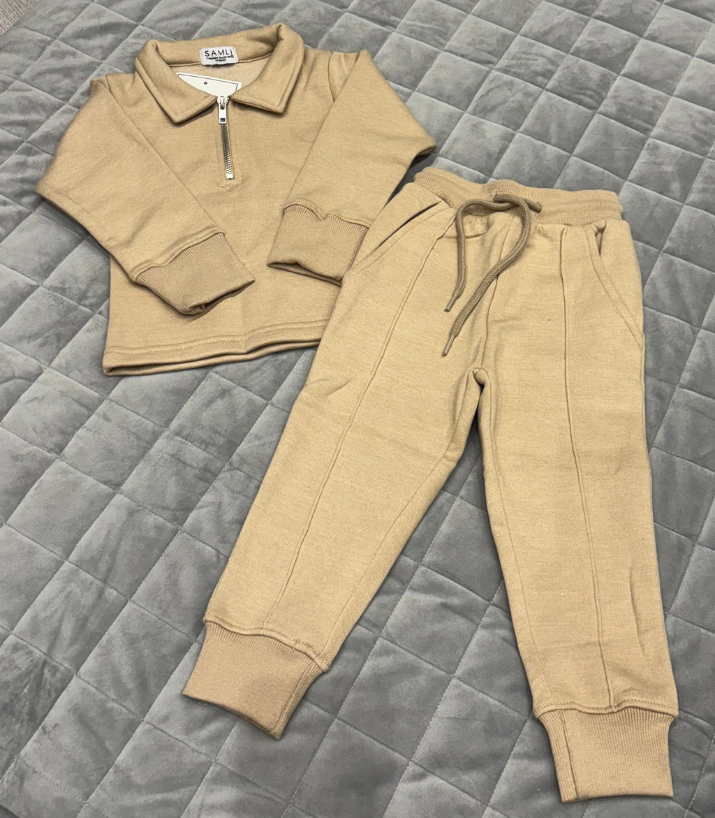 Quarter zip tracksuit