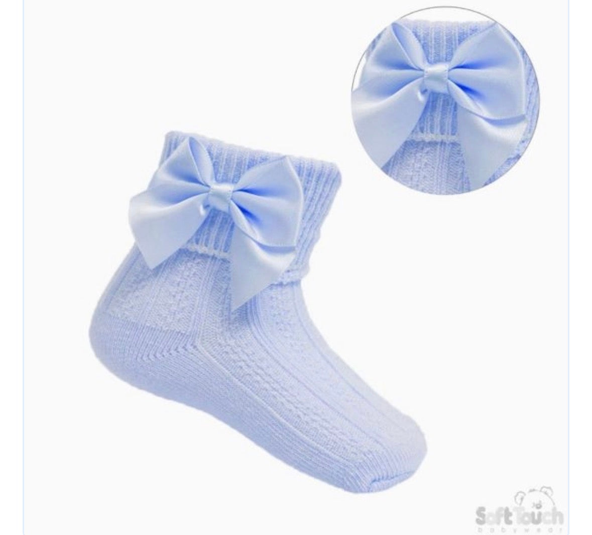 Blue ankle bow socks